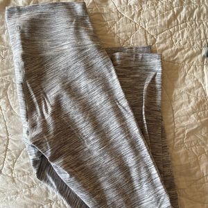 Lululemon 7/8 Wunder Under pants